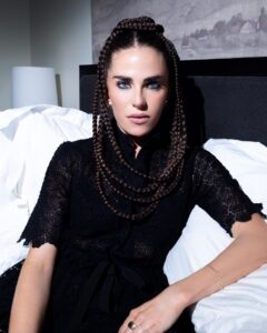 Karla Souza Instagram - Gracias @dior @diorbeauty @mariagraziachiuri for an unforgettable night! #DiorCruise2024 #Dior #DiorBeauty

Makeup@salvadorgonzalezmakeup
Hair @ernestovargas_hair
Full Look @dior@diorbeauty
Photos @luismeza8