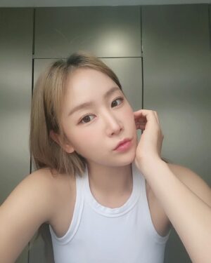 Soyou Instagram - 셀카폭탄💥