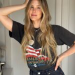 Bar Refaeli Instagram - הלוואי ואדיר ומילקי היו מתעוררים איתי כל בוקר ומסדרים אותי ככה.