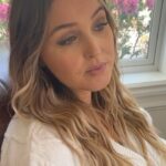 Camilla Luddington Instagram - Don’t be the girl who didn’t go to Paris 🇫🇷 Link in bio for tickets to @dreamitcon