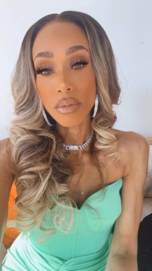 Tami Roman Instagram - I’m celebrating ME loudly this year, even if I end up being the only one clapping. 

MUA @star4makeup 
Hair @ameirthelife