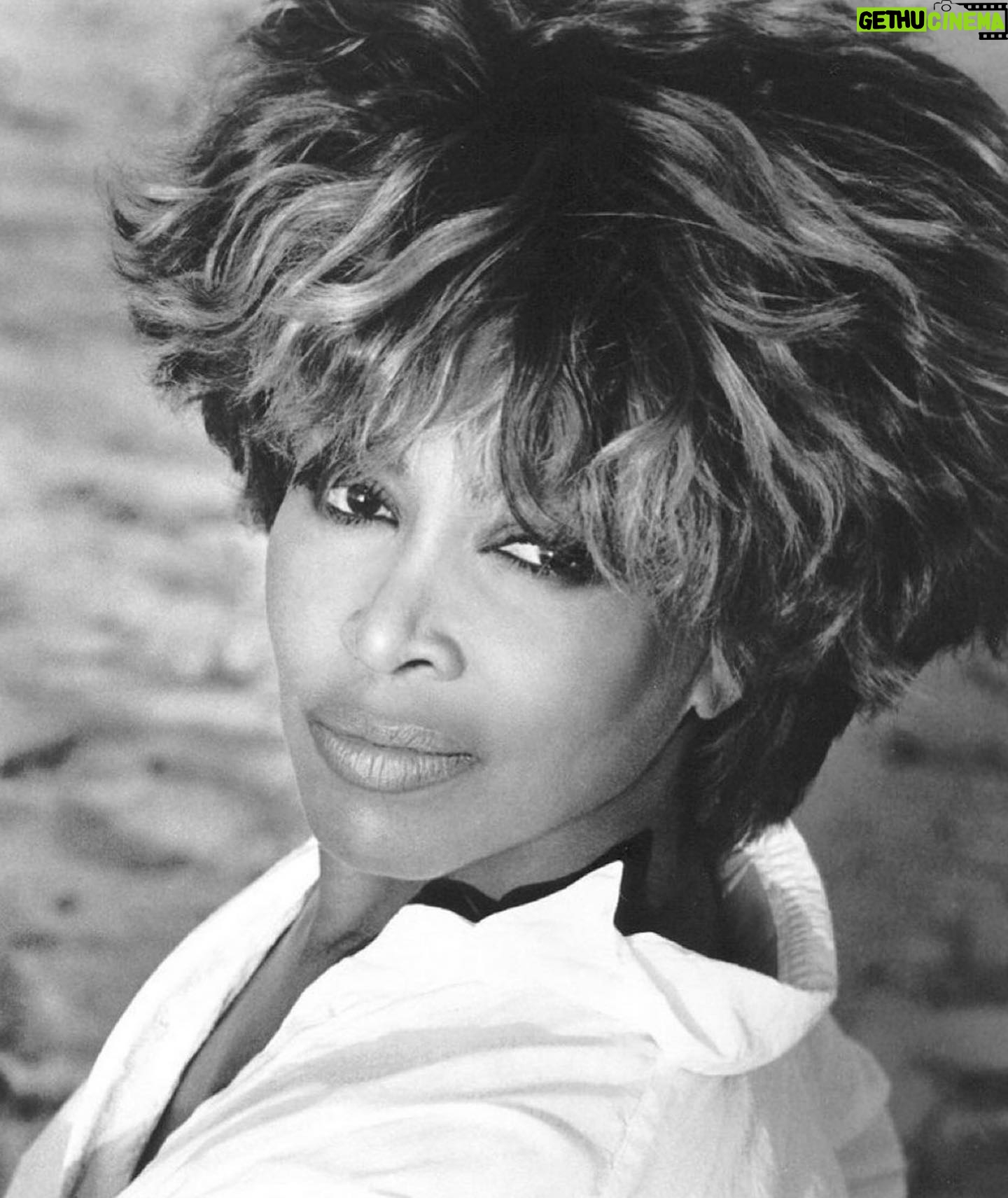 LeToya Luckett Instagram - Thank you for sharing your gifts & your life with the world.
A beacon of light & strength. No matter what came her way, she didn’t waver or fold. The true definition of an ICON. The incomparable Tina Turner will truly be missed. ❤️🕊️