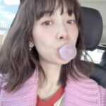 Victoria Song Instagram – 吹啊吹啊 吹个大泡泡🫧
#泡泡糖
#bigbabol