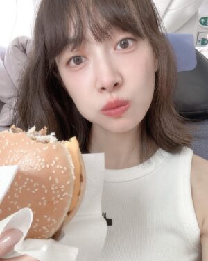 Victoria Song Instagram - gogo～