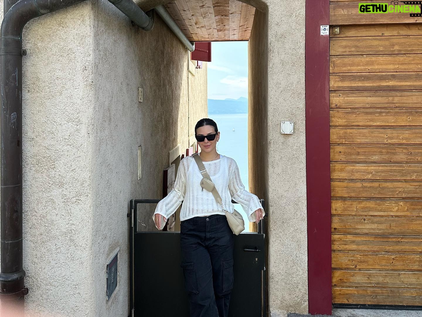 Sheryl Rubio Instagram - 48 horas en Suiza (Lausanne|Bern|Thun|kandersteg) ✨🫶🏻 uno de los lugares más hermosos que he visitado en la vida. Un país que estaba en mi checklist y por fin pude conocer. Ver a una vieja amiga del colegio, conocer la ciudad en la que vive y visitar otras ciudad y lugares mágicos. QUE INCREÍBLE EXPERIENCIA… ¿saben cuál es mi siguiente destino?