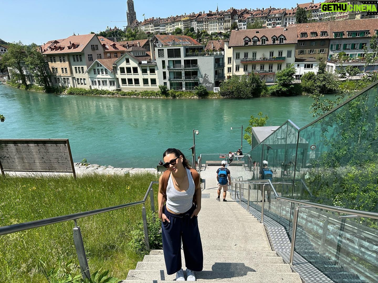Sheryl Rubio Instagram - 48 horas en Suiza (Lausanne|Bern|Thun|kandersteg) ✨🫶🏻 uno de los lugares más hermosos que he visitado en la vida. Un país que estaba en mi checklist y por fin pude conocer. Ver a una vieja amiga del colegio, conocer la ciudad en la que vive y visitar otras ciudad y lugares mágicos. QUE INCREÍBLE EXPERIENCIA… ¿saben cuál es mi siguiente destino?