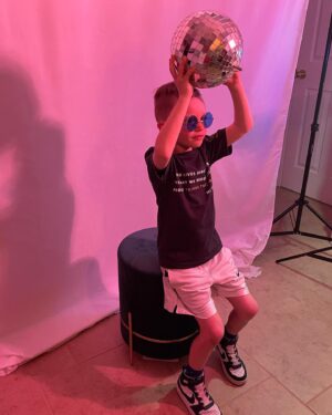 Maci Bookout Instagram - Mav•er•rick 
1. an unorthodox or independent-minded person.

Happy 7th Birthday to my free spirited Mav! Don’t ever let anyone or anything put out your flame… You’re one of a kind buddy! 🥳🌀💚🐻

#mrmaverick #mavvybear #thingsthatmatter #freespirit #fearless