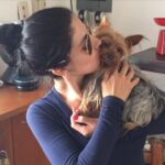 África Zavala Instagram – Te voy a extrañar Peregrina hermosa 😔siempre estarás en mi ❤️fuiste la mejor perrita del mundo.