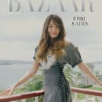 Ebru Şahin Instagram – @harpersbazaarturkiye 
Genel Yayın Yönetmeni: Gülen Yelmen
Fotoğraf: Ali Kalyoncu @ali_kalyoncu 
Video: Ali Bozkurt @ali.bozkurtt
Moda Editörü: Tuğçe Kılınçlı 
Proje Uzmanı: Neslişah Helvacı @neslisahhelvacii 
Saç: Ferit Belli @feritbelli 
Makyaj: Gamze Tekin Alp @gamzeteq 
Video Asistanı: Atahan Ceylan atahancyln
Fotoğraf Asistanı: Can Karataş @cankrts94 
Mekan: @cpkempinski