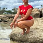 LeToya Luckett Instagram - ✨CRIMSON✨

Lil lady in red ❤️

Swimsuit & coverup by: @bfyne