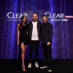 Dilan Çiçek Deniz Instagram – Yeni başlıyoruz !!! @clearturkiye 💜
Dün akşam emeği geçen tüm clear ekibine, çok kısa sürede beni geceye hazırlayan sevgili @pinaraytas ‘a, @gamzeteq ve @ibrahimzengin ‘e çok teşekkürler 🌹