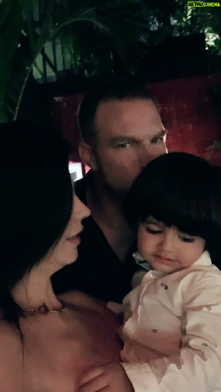 África Zavala Instagram - #tbt Los amo tanto #bebeLeon @leonperazapro #ohana #family. #myhappymoments