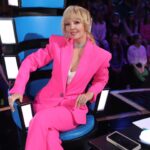 Valeriya Instagram - В это воскресенье в 20.20. на @ntvru очередной выпуск нашего уникального шоу "Ты супер". Этот выпуск получился особенным. ПосмОтрите, сами поймёте, не буду рассказывать заранее. 🤣🤣🤣 @ildarabdrazakov @yuliasumacheva @dubtsova_official @wolfieha @weitmedia 👗@boutique_no7