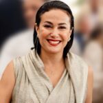 Hend Sabry Instagram - « Smile, it is the key that fits
the lock of everybody's heart »
Anthony J. D’Angelo