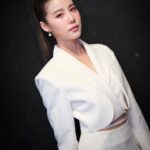 Esther Supreeleela Instagram - Thank you🤍 @janean @applebehappy @powerthanat 
#oneสนั่นจอ#onenightstandคืนเปลี่ยนชีวิต 

🥼@canitt_official 
💍 @bulgari 
👠 @jimmychoo @alist.co.th
