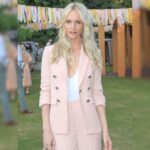 Poppy Delevingne Instagram - pink lady for @veronicabeard 💕

#SpottedInVB #Ad