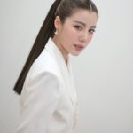 Esther Supreeleela Instagram - Thank you🤍 @janean @applebehappy @powerthanat 
#oneสนั่นจอ#onenightstandคืนเปลี่ยนชีวิต 

🥼@canitt_official 
💍 @bulgari 
👠 @jimmychoo @alist.co.th