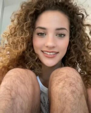 Sofie Dossi Instagram - Happy Bday to my best friend for life🤍🖤