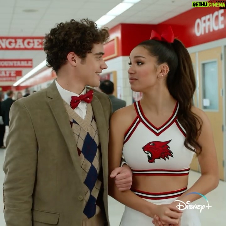 Sofia Wylie Instagram - The wildcats are coming back one! last! time! We put our hearts into this last season for you all. Don’t miss it on Disney August 9th💃🏽♥️🫶🏽@highschoolmusicalseries