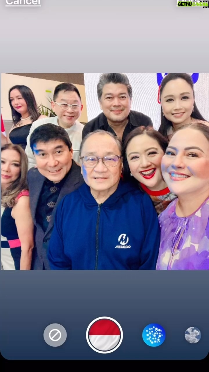Karla Estrada Instagram - TV 5 MEDIAQUEST 🍾🍾🍾🍾
