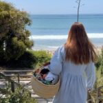 Bonnie Wright Instagram - Be your best Earthling while outdoors this summer! Here are some of my favourite tips to be respectful in nature. 

🌞 Reef safe sunscreen 
🍎 Low waste snacks 
🍴 Reusable utensils
🧃 Avoid breakable glassware 
👣 Leave only footsteps 
📸 Take only beautiful memories 
👋🏼 Say hello to your fellow Earthlings
🌱 Take your trash with you when you leave 

Have a beautiful summer!