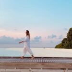 Amina Khalil Instagram - Welcome to the most beautiful, breathtaking place on the planet 🌴🌺🐠✨ 
📍Anantara Kihaveh, Maldives 
@anantarakihavah 
@dashconsultancy 
#Anantarajourneys