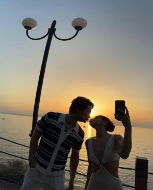 Renata Notni Instagram - It’s summer time bb 💙
