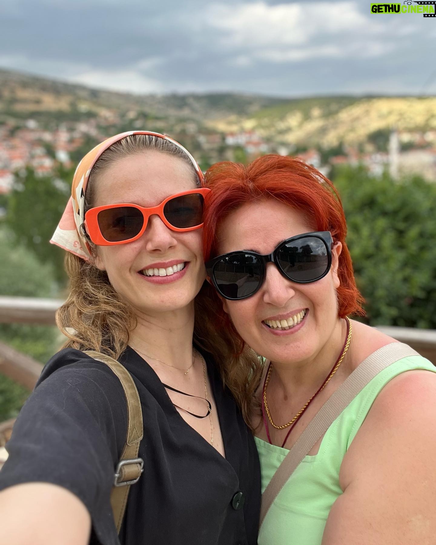 Burcu Biricik Instagram - Benim güzel ailemmm ❤️✨☀️