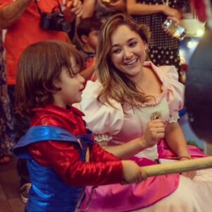 Sherlyn Instagram - No somos muchos pero esta pequeña familia tiene amor para encender galaxias enteras! Siempre @andrenuestrobebe estamos amándote con todo el corazón