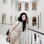 Fan Bingbing Instagram - Absorbing the magic of @caritaparis, my pre-red carpet sanctuary. 🤍🤍🤍