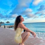 Sofie Dossi Instagram – having an ARU-blast 🚀😝🤪🥰💃💃