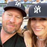 Kate Walsh Instagram - Had such a great evening w/ @andynix1 & crew @yankees stadium #summerinthecity☀️