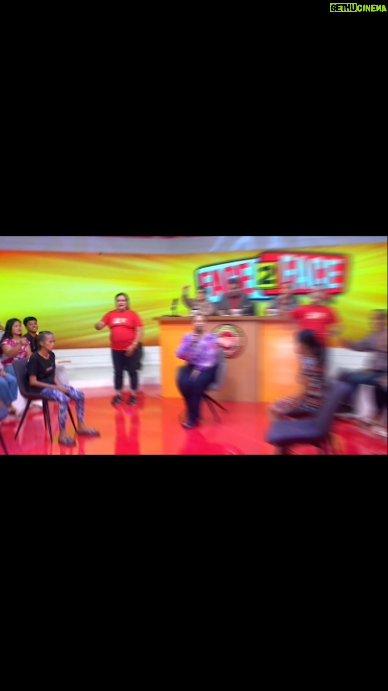 Karla Estrada Instagram - Walang kapa-kapatid sa mag-ateng mainit ang dugo sa isa’t isa! Magkabati pa kaya sila? Abangan ‘yan sa #Face2Face BUKAS ng 11AM bago ang E.A.T sa TV5, 8PM sa One PH at i-stream ang full episode sa Cignal Play.