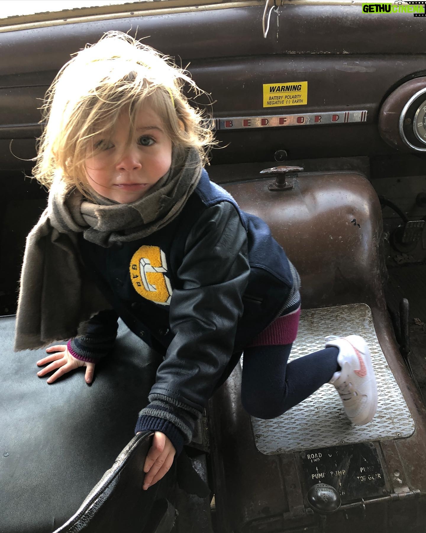 Poppy Delevingne Instagram - Juno POP is 8 today… 🌟
Happy Birthday not so little one. I love you beyond even though you promised me you’d stop growing up. You’re the light in all of our lives (that naughty infectious giggle says it all) ~ & my greatest JOY is getting to be your auntie. Keep shining babygirl, 💛
@cdelevingne @edwardajgrant