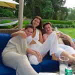Nicola Peltz Beckham Instagram – Summer love 💖