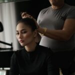 Erra Fazira Instagram - Tuhan je yang tau , jantung berdebar sejak 6 pagi tadi. Sepanjang dalam perjalanan ke lokasi pengambaran masih berdebar debarrr
Hari ini dalam sejarah.,Nak bertemu dengan Idolaku, satu frame dengan idolaku @errafazira dalam #rampascintaku2 @iqiyimalaysia

Satu family ku tau sejak di bangku sekolah, memang nama kak Erra yang ku jerit2 lompat2 setiap kali menonton anugerah di Kaca TV 🥹 peminat setia ni..

Pernah beberapa kali digandingkan untuk fotografi bersama sebelum ni. Tapi tak pernah dapat peluang bekerjasama. Benarlah Rezeki tak pernah salah alamat, lepas 20 tahun berada dalam industri, dijodohkan bersama ratuku didalam satu drama…🥹

Beliau yang masih disegani, masih disayangi ramai, the one and only primadona Erra Fazira. 
Beliau yang kita semua tau…Primadona yang sentiasa senyum dalam apa jua keadaan, tidak pernah berkata yang tidak baik tentang sesiapapun, primadona yang tidak pernah kenal erti penat. 
Primadona yang masih kekal menjadi Ratu Cantik sehingga hari ini…..
MasyaAllah… AURA!!! Takkan pernah hilang
 
Now dah hampir 6 Petang, masih lagi berdebor2 bawah satu bumbung. Doakan agar perasaan gugup ni hilang soon . Sebab banyak scenes dengan Kak Erra untuk drama ni…

I love you kak Erra….
Ratukuuuu 😍

Welcome to our big family #rampascintaku #rampascintaku2 🥹