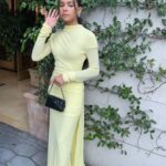 Antonia Gentry Instagram - @givenchy this dress made me feel 🌞☺️

hair: @themartyharper 
makeup: @danadelaney 
styled by: @thomascarterphillips