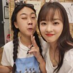 Park Bo-young Instagram - 새로운 동생 영지랑👩🏻‍❤️‍👩🏻 

@youngji_02