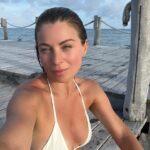 Ludwika Paleta Instagram - En el mar la vida es más sabrosa. ¿ sí o no?  y en este lugar más @nizucresort  GRACIAS @lch.luxurytravel , tus recomendaciones son las mejores.