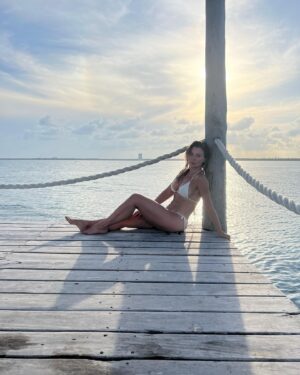 Ludwika Paleta Instagram - En el mar la vida es más sabrosa. ¿ sí o no?  y en este lugar más @nizucresort  GRACIAS @lch.luxurytravel , tus recomendaciones son las mejores.
