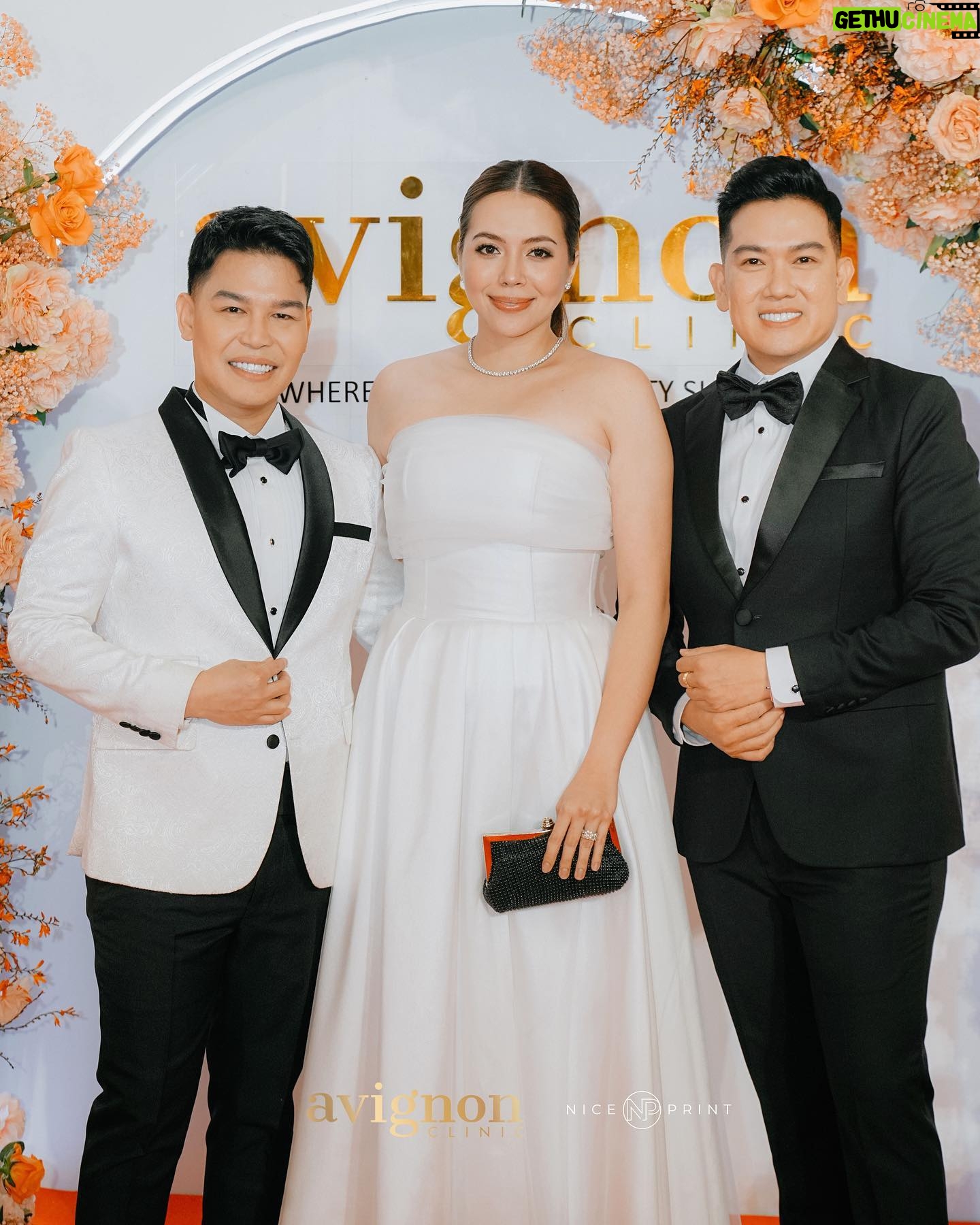 Julia Montes - 88.4K Likes - So proud of @avignonclinic @christophercachuela @sy.benedict ❤️❤️❤️