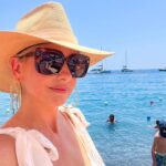 Sarah Michelle Gellar Instagram – A day in #Ravello and #Amalfi. (With the greatest tour guide Roberta from @tourguidenaples ) Also how did I just learn about a #lemonspritz
