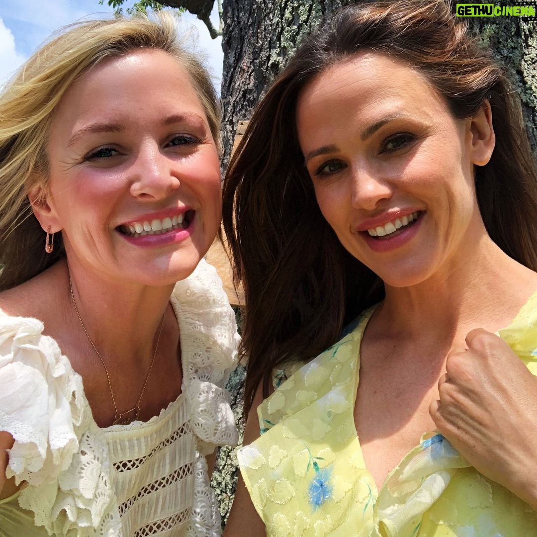 Jessica Capshaw Instagram - Organic and yummy food mindfully made by kind people. Organic and yummy would be enough to sell me but throw the kind people behind it and it’s a slam dunk. Great for at home and on the go...I love it!! And more importantly, my kids LOVE IT.