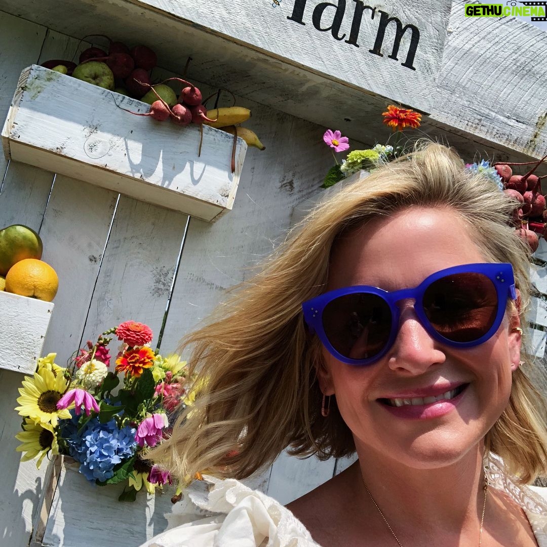 Jessica Capshaw Instagram - Organic and yummy food mindfully made by kind people. Organic and yummy would be enough to sell me but throw the kind people behind it and it’s a slam dunk. Great for at home and on the go...I love it!! And more importantly, my kids LOVE IT.