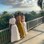 Kinsey Wolanski Instagram – Spending a week in Maui with your best friends > 

Staying at the most unreal villa @dealmakervacation