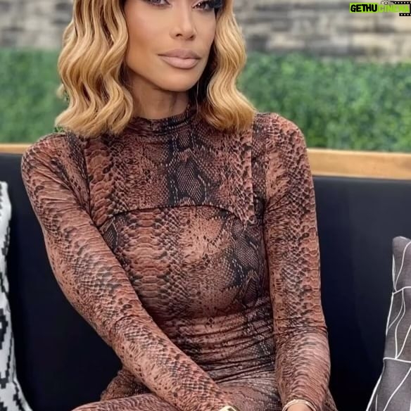 Tami Roman - 3.4K Likes - #MTVUnfaithful #WhatSheWore #ReCap
Catch CAUGHT IN THE ACT every Tuesday at 10pm on @mtv LINK IN BIO
#TamiRoman #LeArchive #MarloHampton #TashaD #TashaMack #caughtintheact #MTV #MTVShows #fashionreels #Fashion #Recap