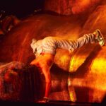 Jessie Reyez Instagram - The hand stands finally paid off 🤸🏽‍♀️🤸🏽‍♀️🤸🏽‍♀️ 

At @thegarden last night 🦦
🎥 @keeping_up_with_jr 
❤️ @samsmith 
#gimme