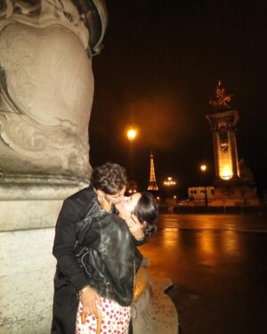 Cierra Ramirez Instagram - is french kissing in france just called kissing? 💋