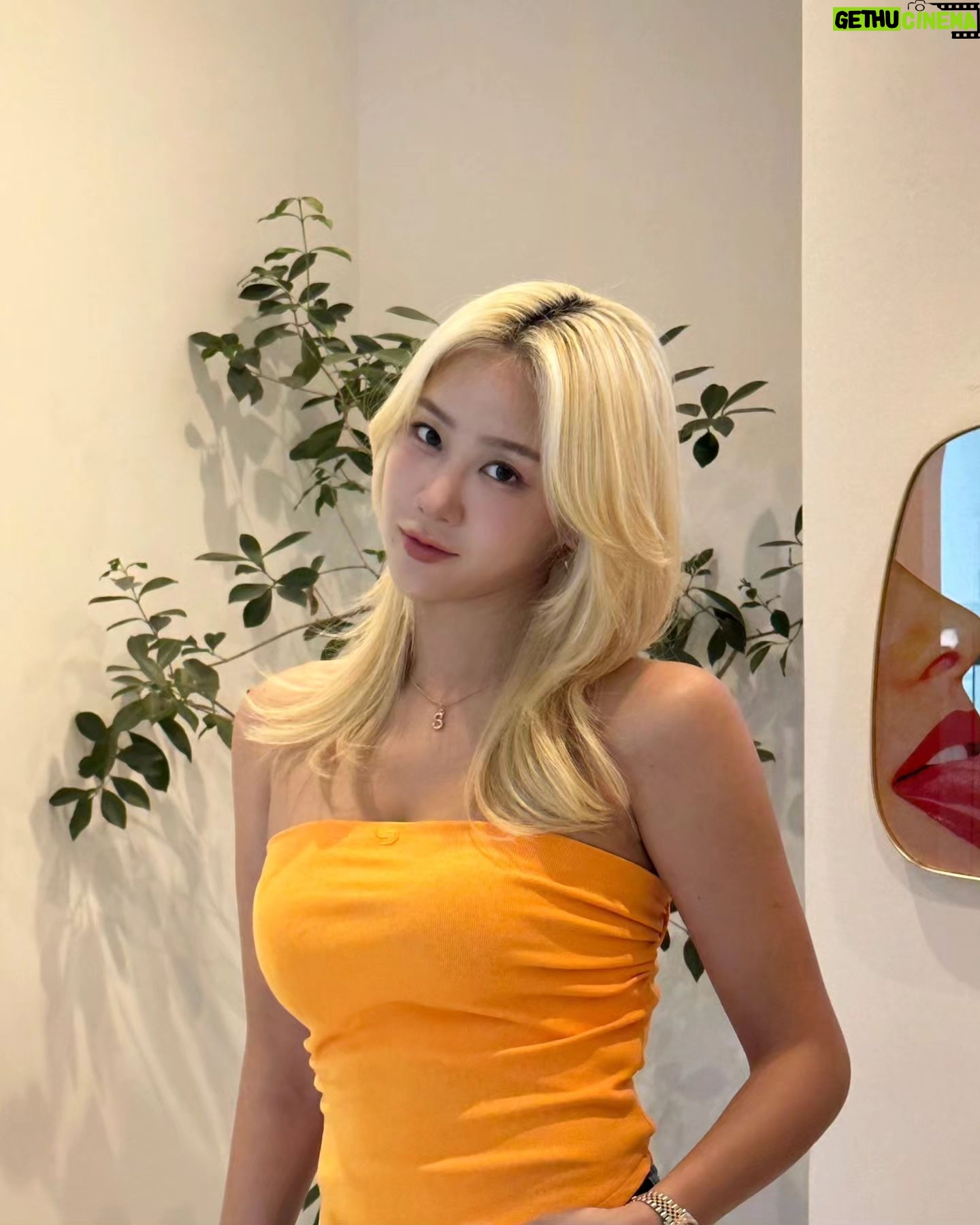 Soyou - 34.4K Likes - 🍊🍊🍋🍋