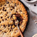 Jessie James Decker Instagram - Go grab my latest cook book “Just Eat” out now! 😋 @justfeedme 😘